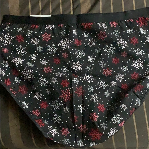 Size 10 Holiday Full Brief - Picture 2 of 3